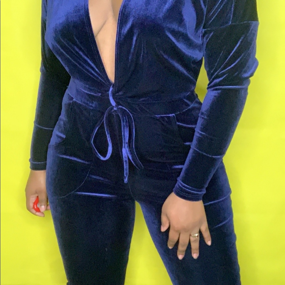 Jumpsuit Blue size small runs Big